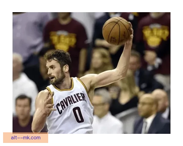 拉波尔特正式加盟利雅得胜利球队新篇章引发球迷热议